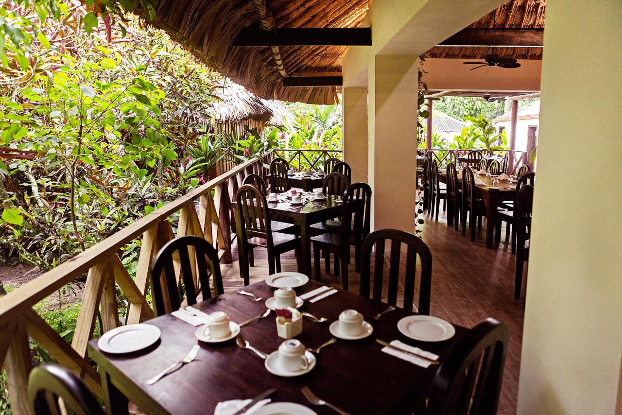 Hotel Jungle Lodge Tikal Exterior foto